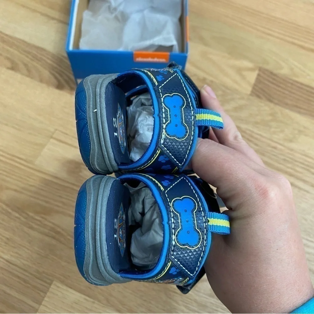 Paw Patrol Light Up Caged Sandals NWT Sz 12 Toddler Nickelodeon Kids Shoes